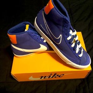 New Nike Blazers 77
